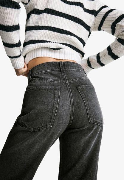 Laura Wide Straight Leg Jeans